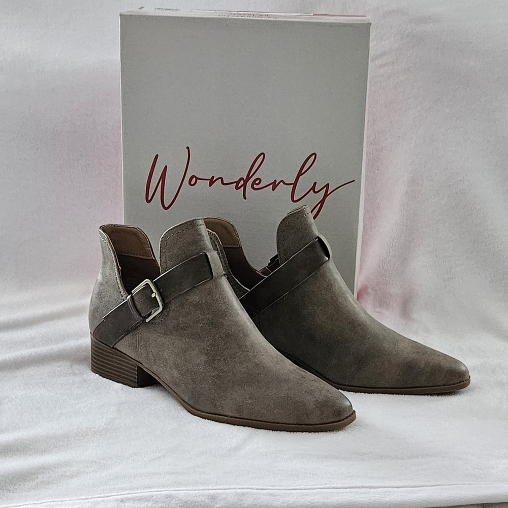 WONDERLY Women's Bootie Shoe Size 11 M  New in Box